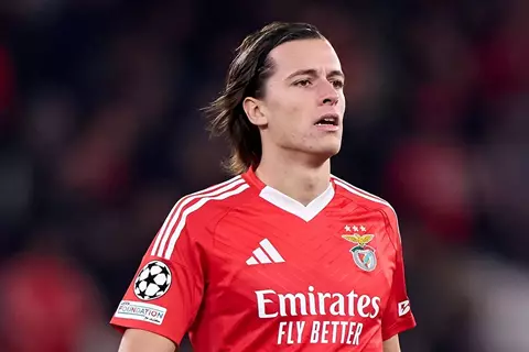 تدرب بأكاديمية الملكي.. ريال مدريد يعلن التعاقد مع ألفارو كاريراس